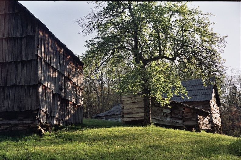 Day_2_1_07 Lige Gibbons Barns.jpg